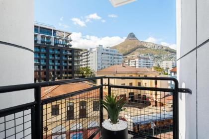 The Flamingo Apartments - image 23