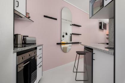 The Flamingo Apartments - image 24