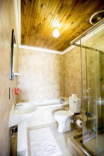 Oria Guesthouse - image 23