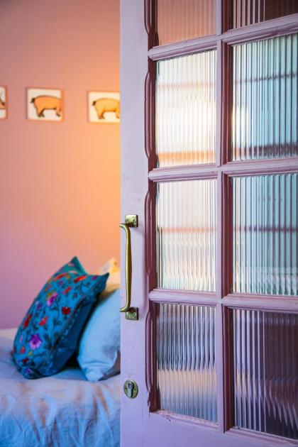 Hotel Lola - image 25
