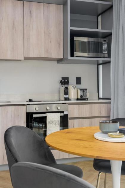 One Thibault Luxury Apartments - image 28