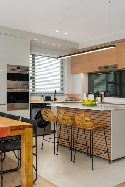 169 on Main Luxury Apartments - image 27