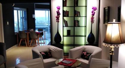 Chocolate Box Guesthouse - image 29