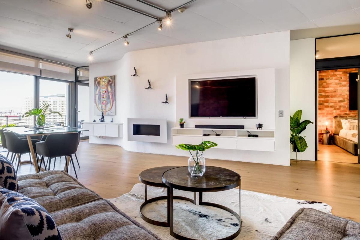 Tribeca Condo - main image