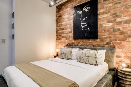 Tribeca Condo - image 22