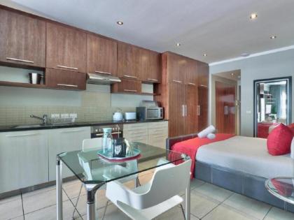 Icon Luxury Studio Apartment - image 4