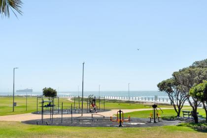 Gorgeous Bantry Bay Oasis - image 23