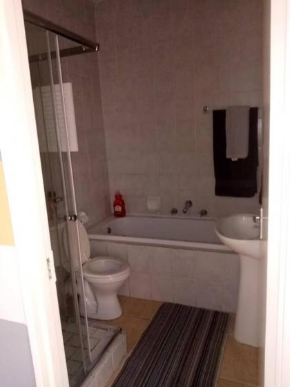 Gabby's apartment - image 26