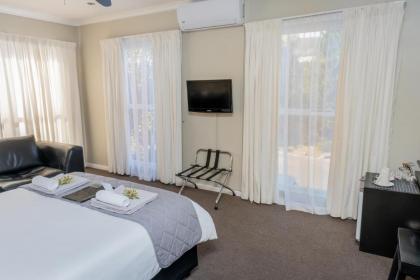 Plattekloof Premium Lodge - image 23