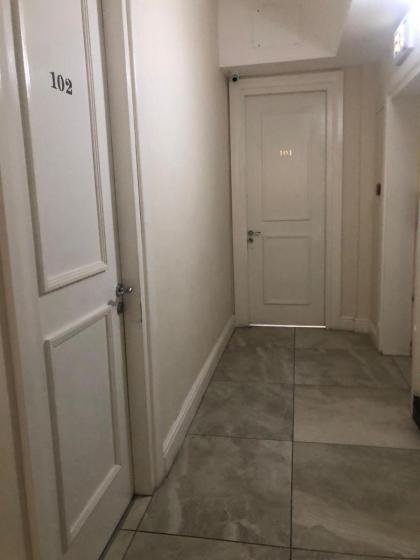 Cape Legacy Hotel - image 21