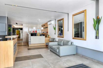 Backup-Powered Elegant Mountain View Apartment - image 30