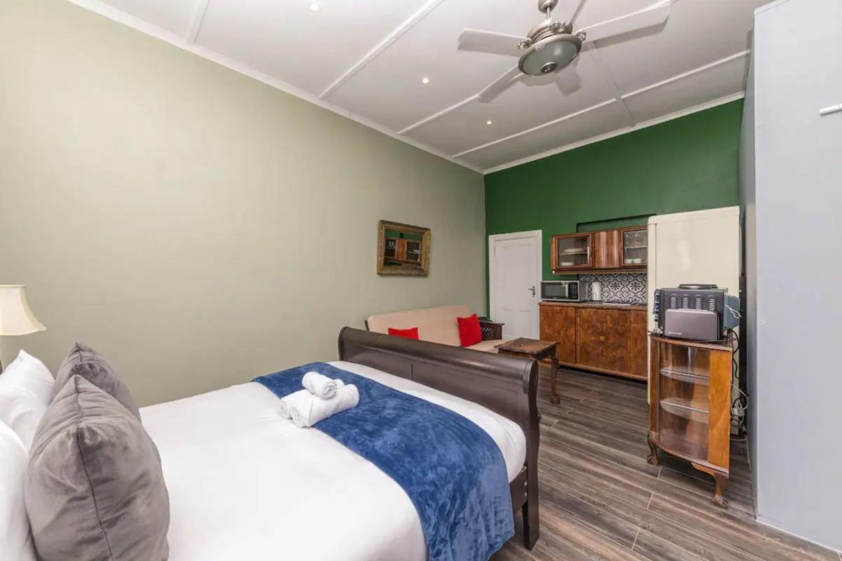Central and Cosy 1 BD Studio Apartment in Woodstock - image 4