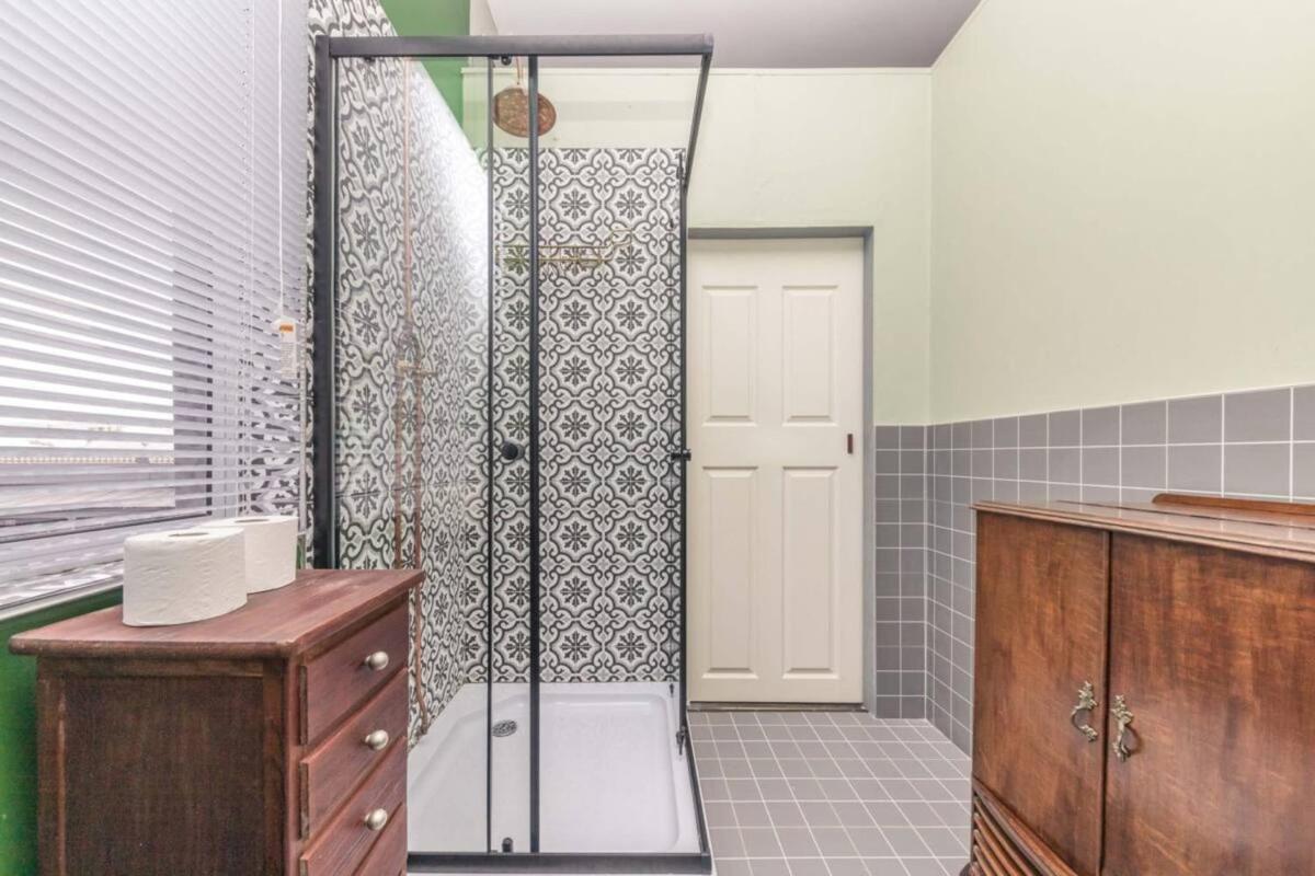 Central and Cosy 1 BD Studio Apartment in Woodstock - image 6