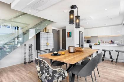 Panoramic Mountain Views - 702 on Strand Cape Town - image 21