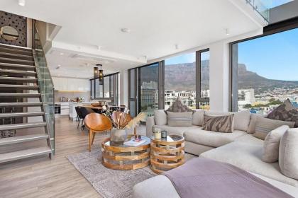 Panoramic Mountain Views - 702 on Strand Cape Town - image 22