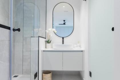 The Marlo Luxury Suites by Totalstay - image 26