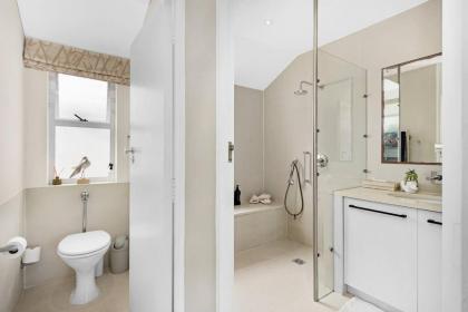 Kleinbaai Cottage on the Sea - image 22