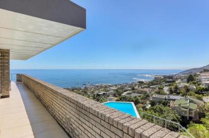 Callisto Camps Bay - Villa with Pool & Ocean Views - image 29