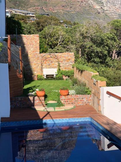 Camps Bay Blue Self-Catering Studios - image 22