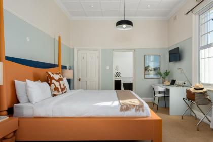 Neighbourgood Hill Suites - image 21