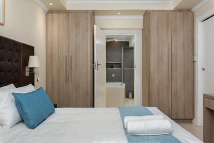 New Cumberland 405 - image 24