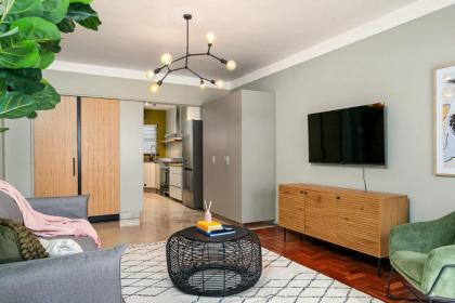 Shaftesbury Luxury Apartments - image 28