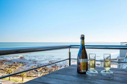 The Apartment in Mouille Point - image 16