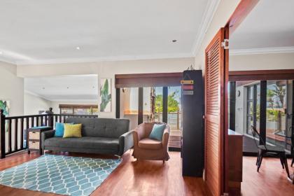 Villa on the Ocean - image 23