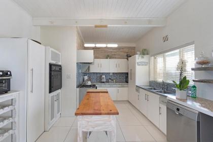 Sea View Hilltop Villa Blouberg - image 22