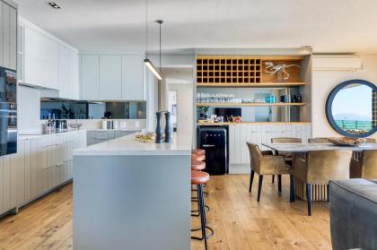 Alpha Penthouse - Sea Point Cape Town - image 24