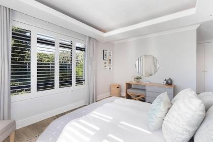 Sunset Spring Villa - image 28