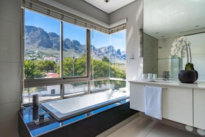 Amara Lincoln - 100m From Camps Bay Beach - image 28