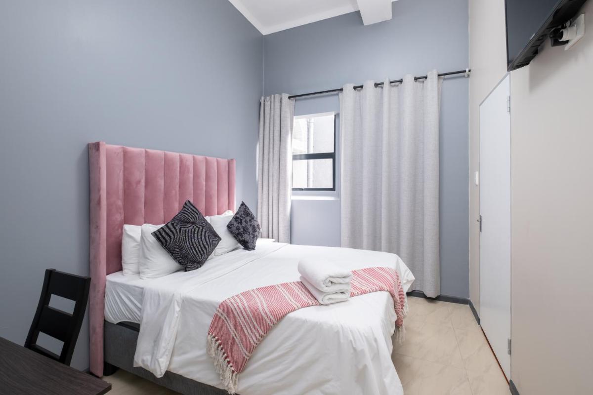 Cape palm royal guest house - image 2
