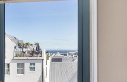 Big Bay Hilltop Villa - image 3