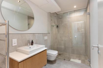 The Cosmo Luxury Suites by Totalstay - image 27