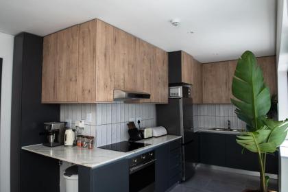 3 On Albany Luxury Apartments - image 22