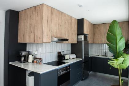 3 On Albany Luxury Apartments - image 24