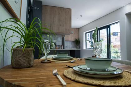 3 On Albany Luxury Apartments - image 30