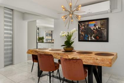 Church Square House 7 - image 10