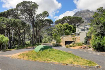 Solar Power French Country Cottage on Table Mountain - image 30