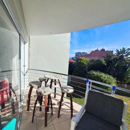 Balmoral Heights with Pool - image 6