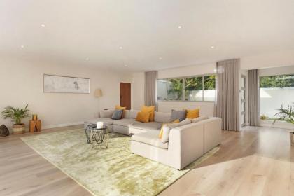 Soul House - image 25