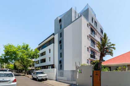 Penthouse Living in Sea Point l Ocean Views - image 25
