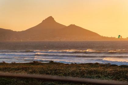 Beachfront Tuscan Villa Sunset Beach - image 26