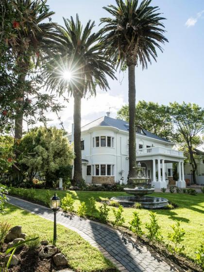 Palm House Boutique Hotel - image 21