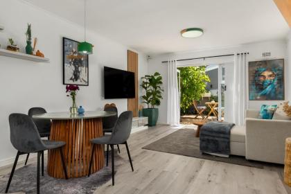 3 Firdale Road - image 23
