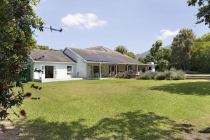 Constantia Manor - image 23