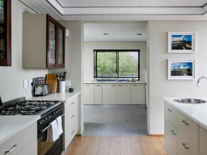 Shearwater Beach House - image 7
