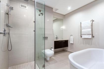 The Crystal - Spectacular Sea Views In Camps Bay - image 24