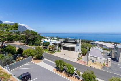 The Crystal - Spectacular Sea Views In Camps Bay - image 29